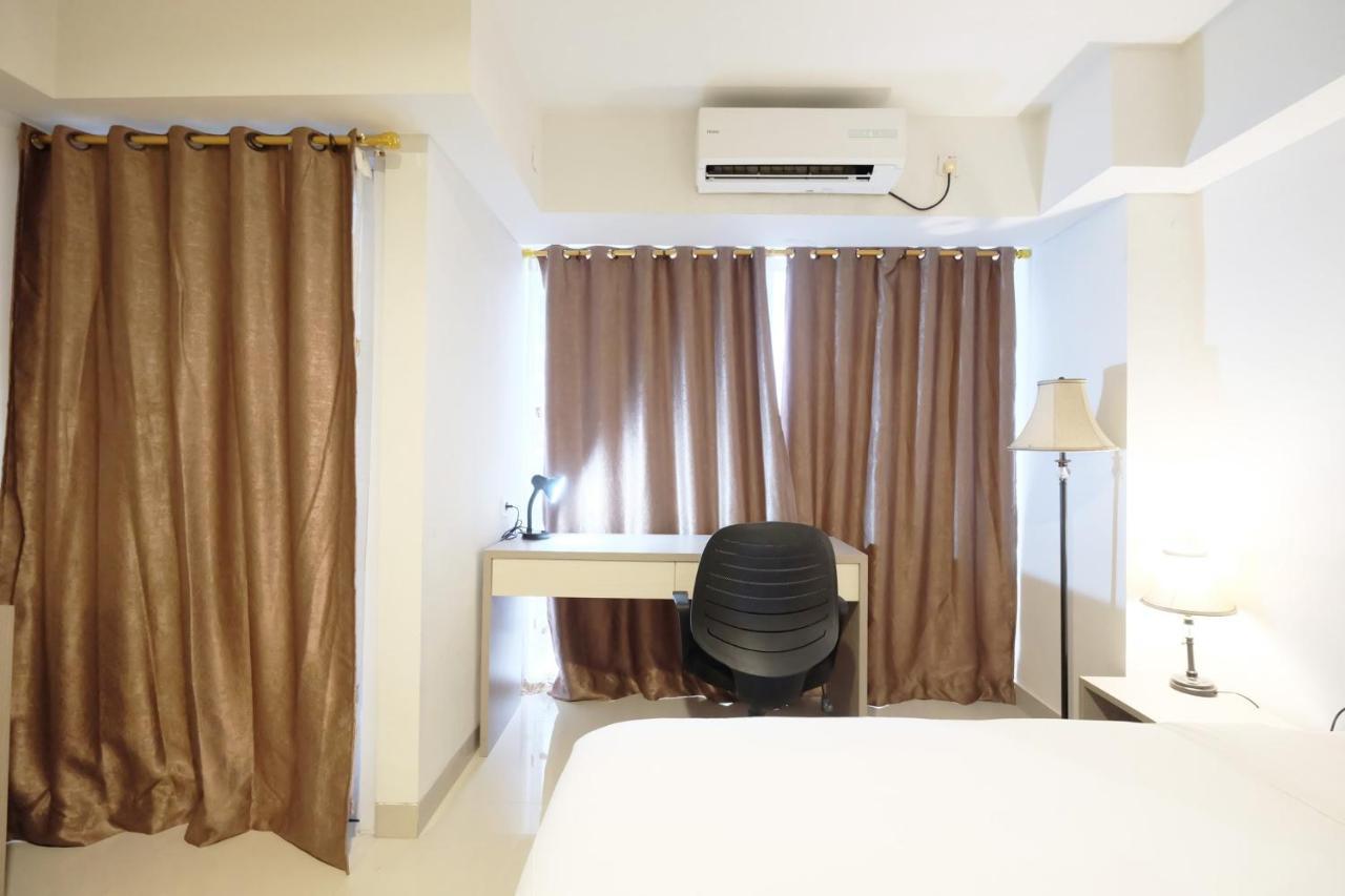 Price Minimalist At The H By Travelio * Jakarta